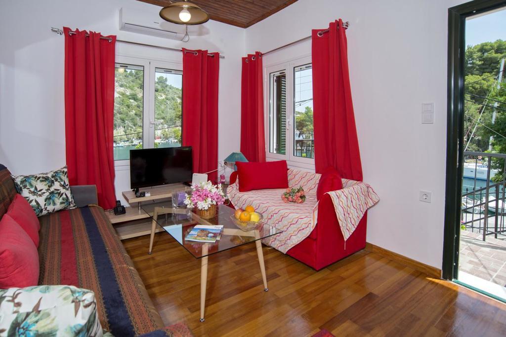 Alma Libre Villa Gaios Luaran gambar