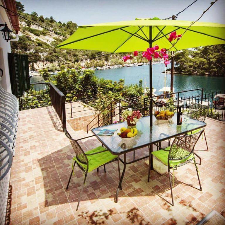 Alma Libre Villa Gaios Luaran gambar